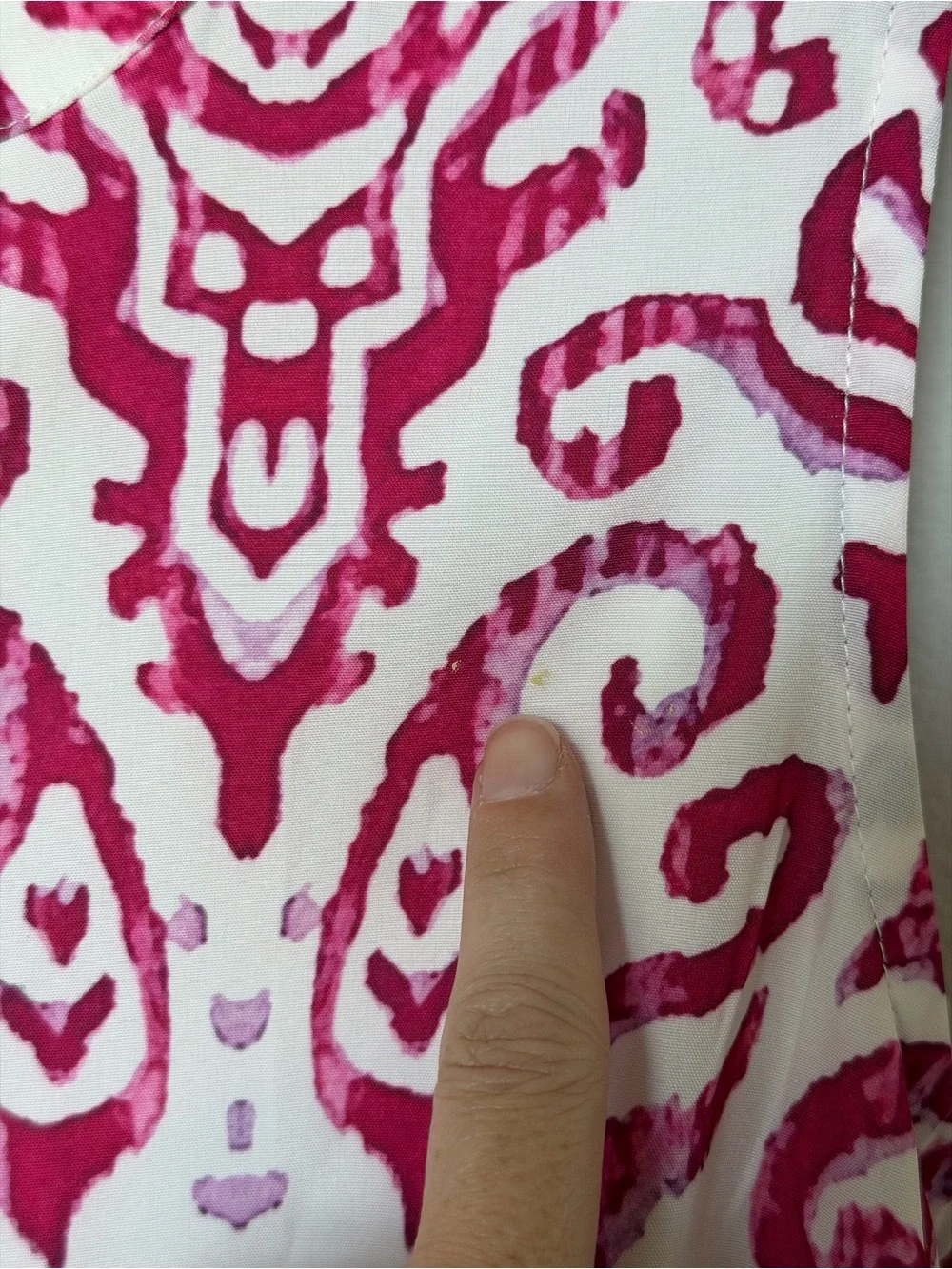 N/A pink white